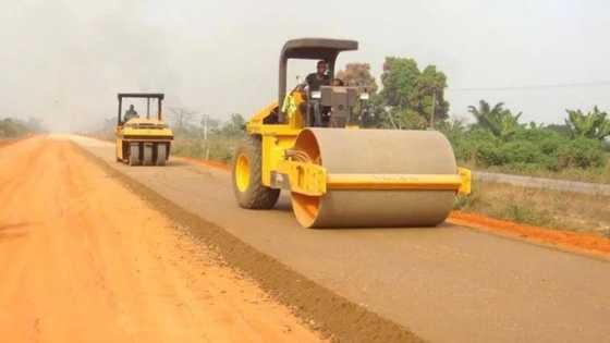 FEC approves $995 million, N15.4 billion for 2 road projects