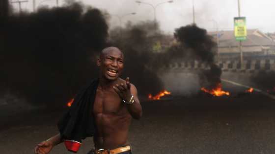 Gungun yan fashi da makami sun kai farmaki wani Banki, sun kashe mutane 2