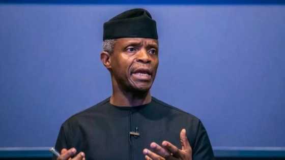 Gwmnatin Tarayya ta sayar wa da babban bankin CBN hannayen jarinta 12 biliyan dake Kamfanin buga kudi