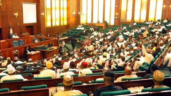 'Yan majalisa na bukatar a canja jadawalin zaben hukumar INEC saboda aikin hajji