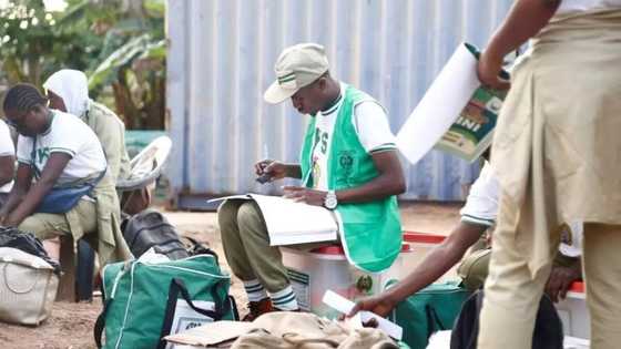 Karku shiga in aka fara rigima a wurin zabe, NYSC ta gargadi matasa masu bautar kasa