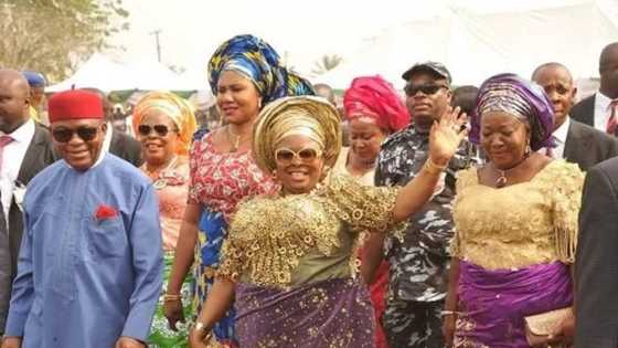 UPDATE: Patience Jonathan storms Skye Bank after defeating EFCC, meets brickwall