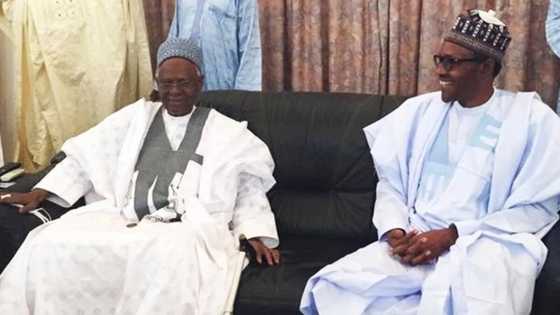 Waka a bakin mai ita: Babu Buhari cikin wadanda suka yi min juyin mulki – Tsohon shugaban kasa Shagari