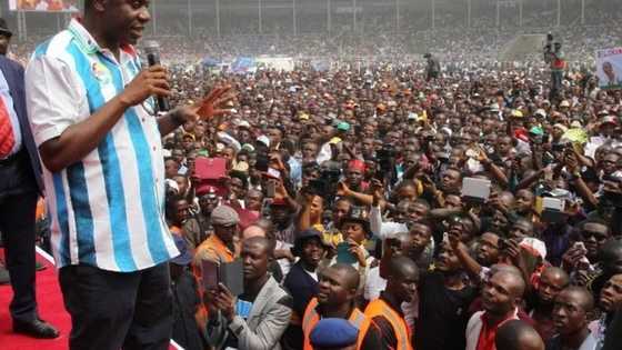 Ta tonu: Ministan Buhari ya fallasa ainahin albashin su