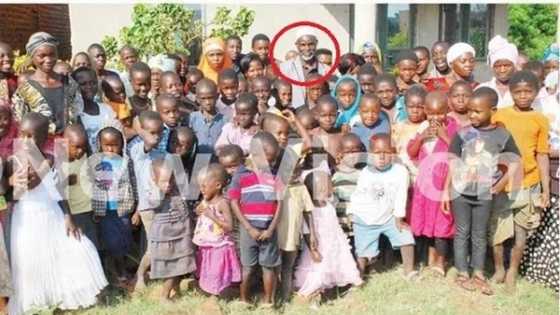 Meet 65-year-old man who has 176 children, 13 wives and 10 girlfriends (photo)