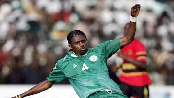 Ana rade-radin cewa wani tsohon ‘Dan wasan Arsenal zai yi takara da Buhari