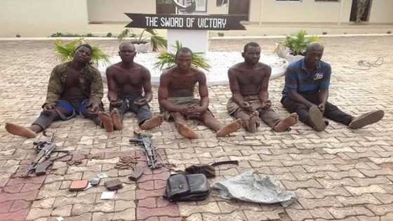 Benue killings: Army parades 6 suspected armed militia (photo)