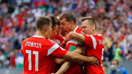Russia dismantle Saudi Arabia in World Cup opening match