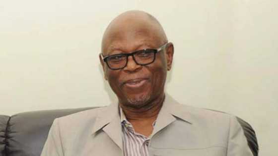 PDP suffers big blow as ex-governorship aspirant, 50,000 others defect to APC in Abia