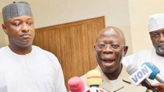Yanzu Yanzu: Tsohon hadimin Oshiomhole ya sauya sheka zuwa PDP da dubban magoya bata