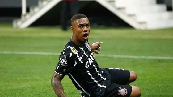 Good news for Barcelona fans as Brazil superstar rejects Roma move and sign for the Spanish League champions on a five year deal