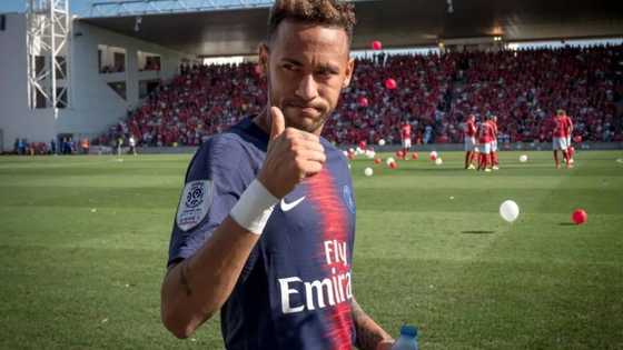 Kungiyar kwallafa ta Barcelona zata sake siyan Neyma