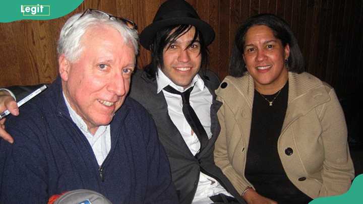 Meet Pete Wentz's parents and siblings, the family behind the Fall Out ...