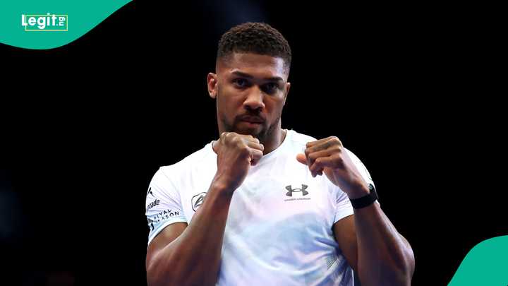 Portable Dares Heavyweight Boxer Anthony Joshua: 