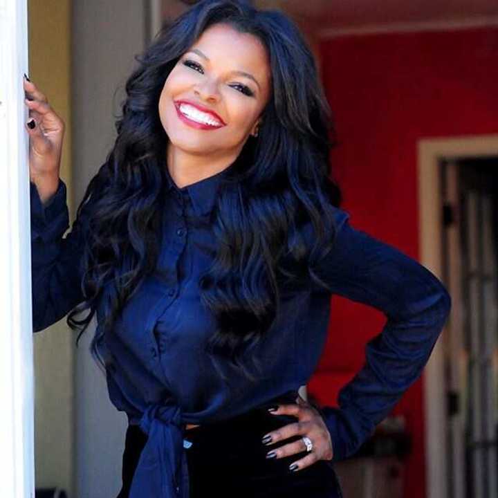 Keesha Sharp biography: age, height, measurements, net worth, family ...