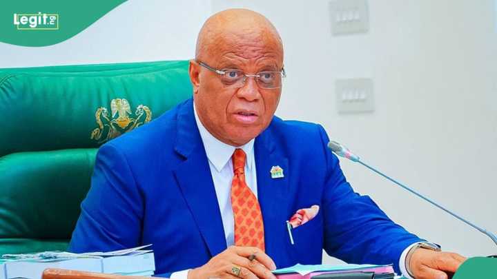 Nigerian governor approves 4,000 civil service appointment letters